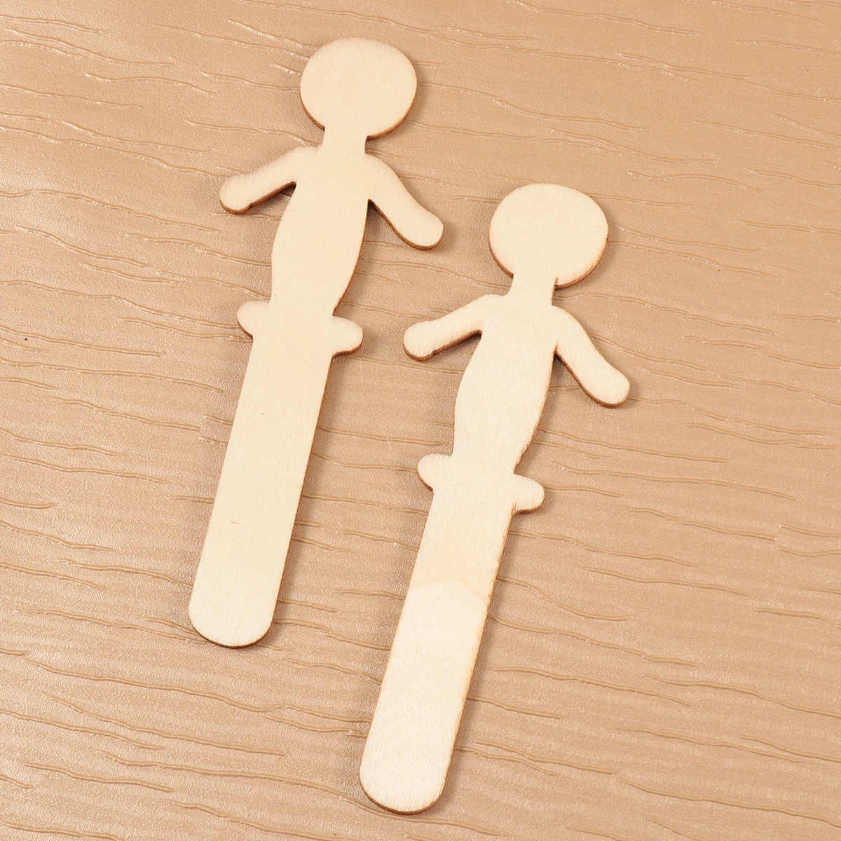 

32pcs Wooden Branch Craft Sticks DIY Wood Cake Topper Decoration Tool for Ice Cream Bread Family Gift Small Person Shape