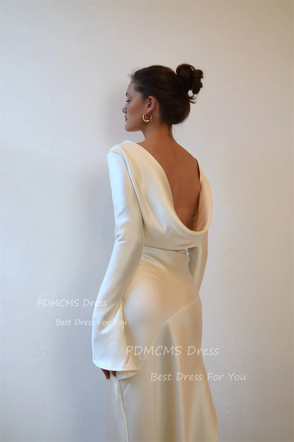 Simple Silk Ivory Mermaid Wedding Party Dresses Flare Long Sleeves Scoop Neck Backless Bridal Gowns Event Formal Bride Dress