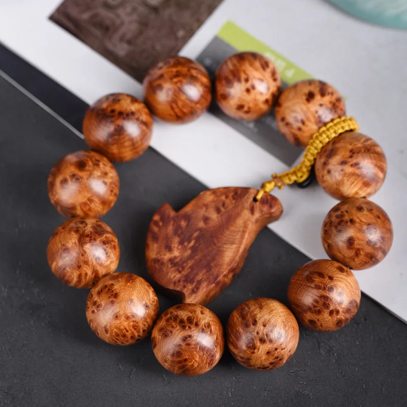 High Oil Content Sichuan Liangshan Thuja Scented Bracelet with Full Burl Patterns and Peacock Eye Patterns Gifts