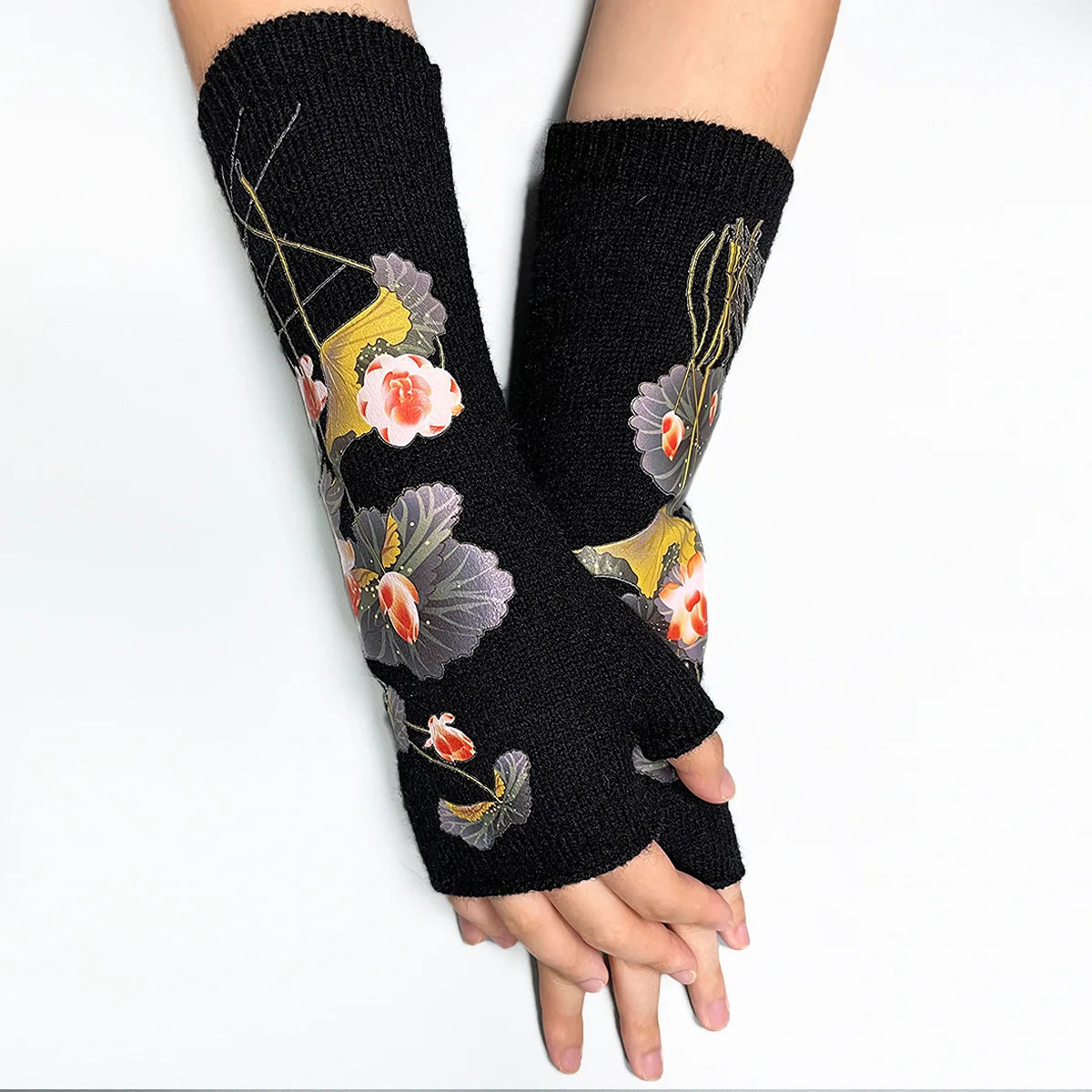 Cross Border New Winter Warm Women Lotus Fingerless Arm Sleeves