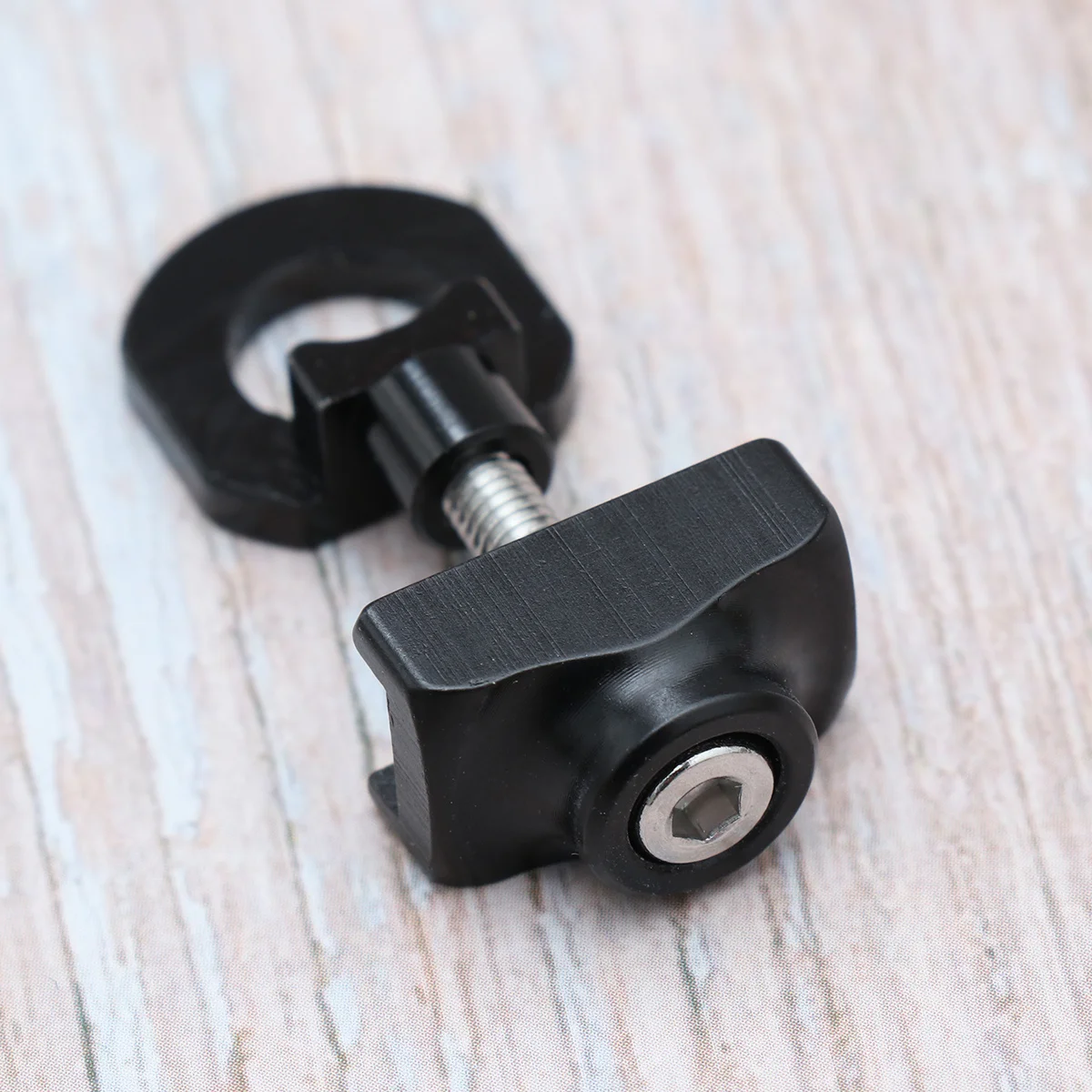 

Alloy Chain Adjuster Tensioner Bolt For Single Speed Fixie Bike Black Durable Aluminum Bike Chain Tensioner Cycling