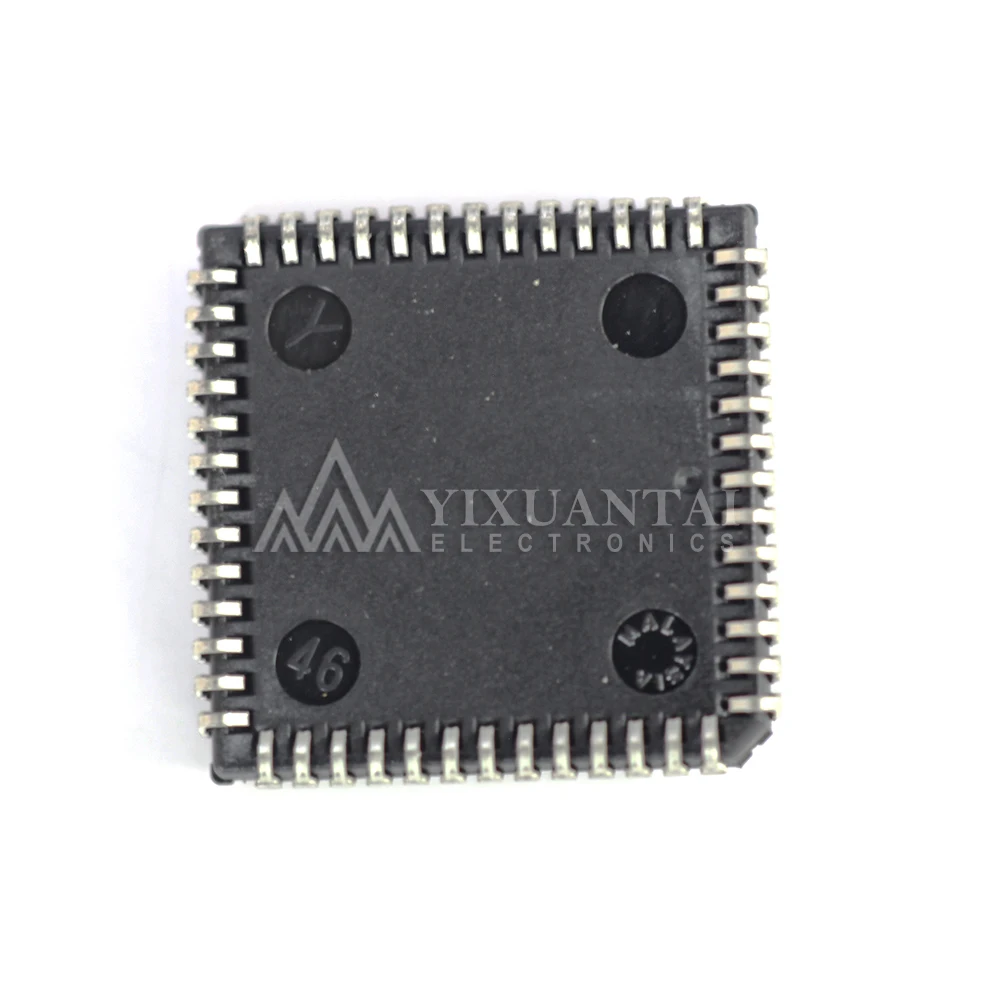 1pcs MC68HC711E9CFN2 MC68HC711 PLCC-52 New orignal in the stock