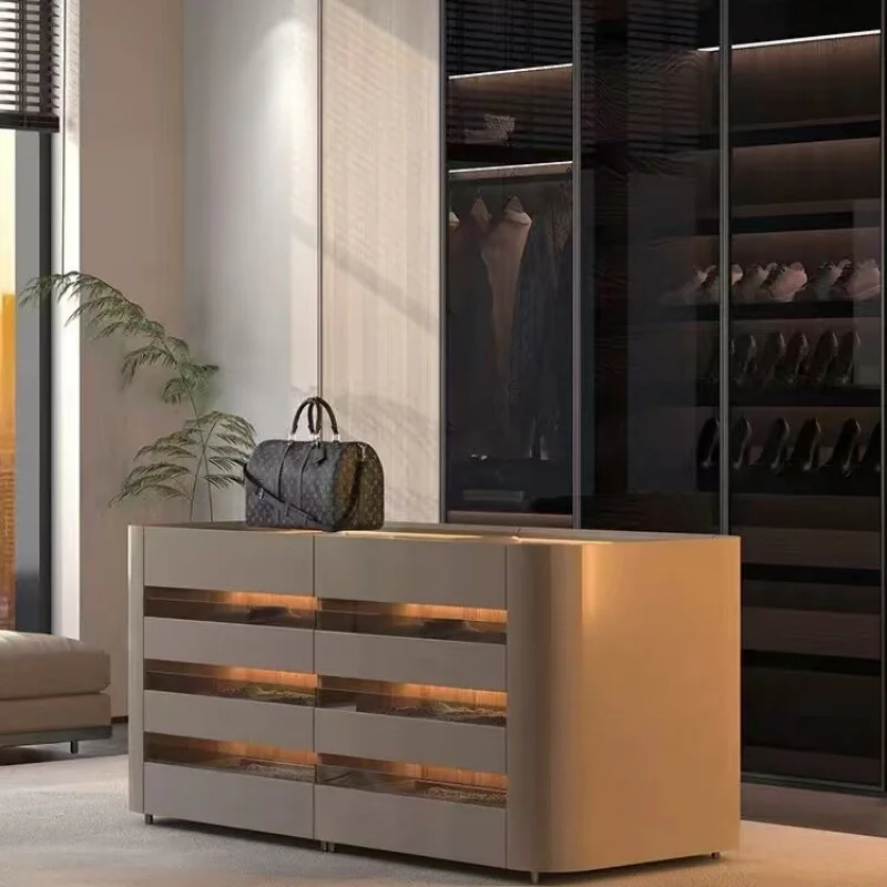 custom.Luxury Walk-in Wardrobe System Custom Modern Cloakroom with Island Wooden Jewelry Display Cabinet  Bedr