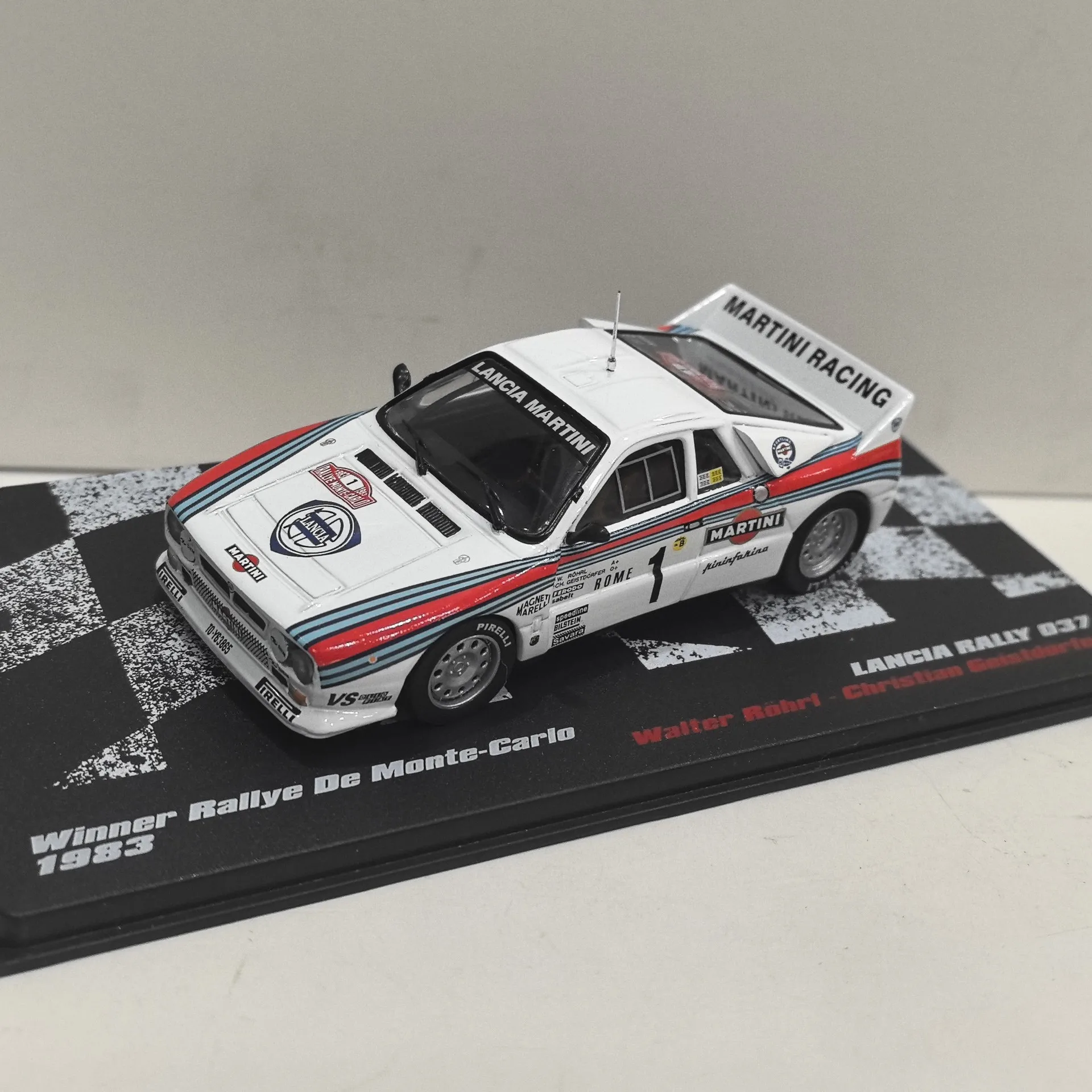 

Diecast DEA 1/43 Scale LANCIA RALLY 037 1983 #1 Rally Car Alloy Car Model Collectible Toy Gift Souvenir Display Ornament