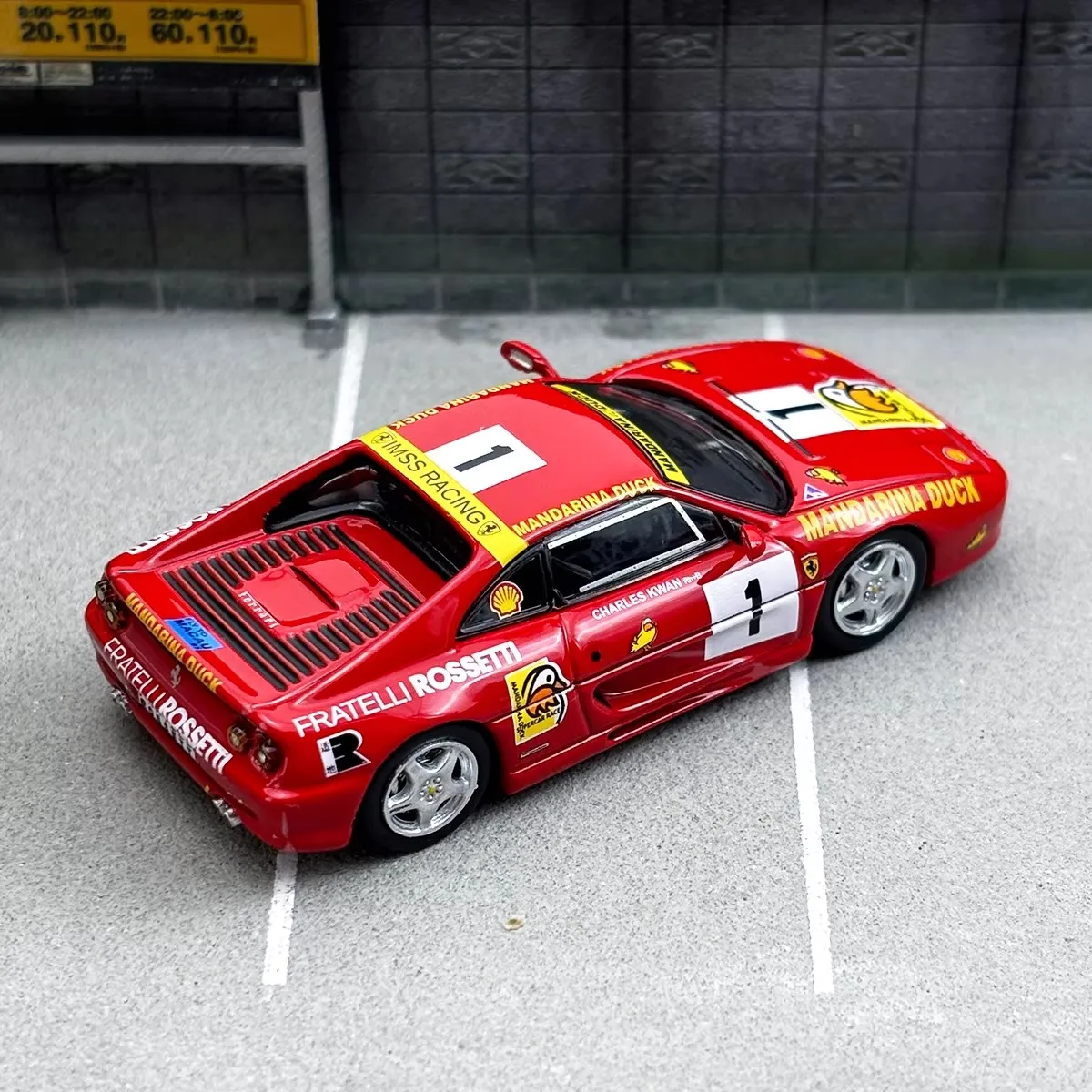 

TW 1:64 F355 Souvenir Challenge Foshan Exhibition Edition Giftable Diecast Model Car