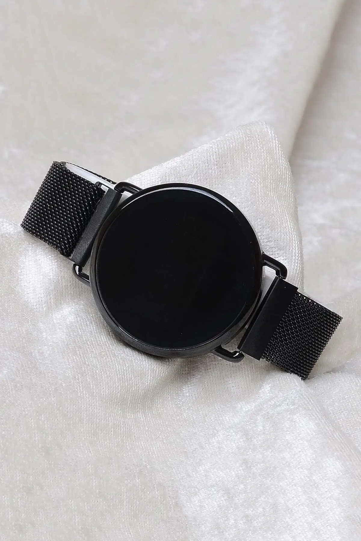 Unisex Black Magnet Touch Wrist watch Xt250131