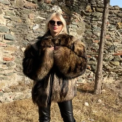 Cappotto di pelliccia con cappuccio moda Giacca da donna Cappotto di pelliccia vera Pelliccia di volpe Giacca invernale corta di pelliccia di procione spessa Cappotto di pelliccia femminile Pelliccia naturale