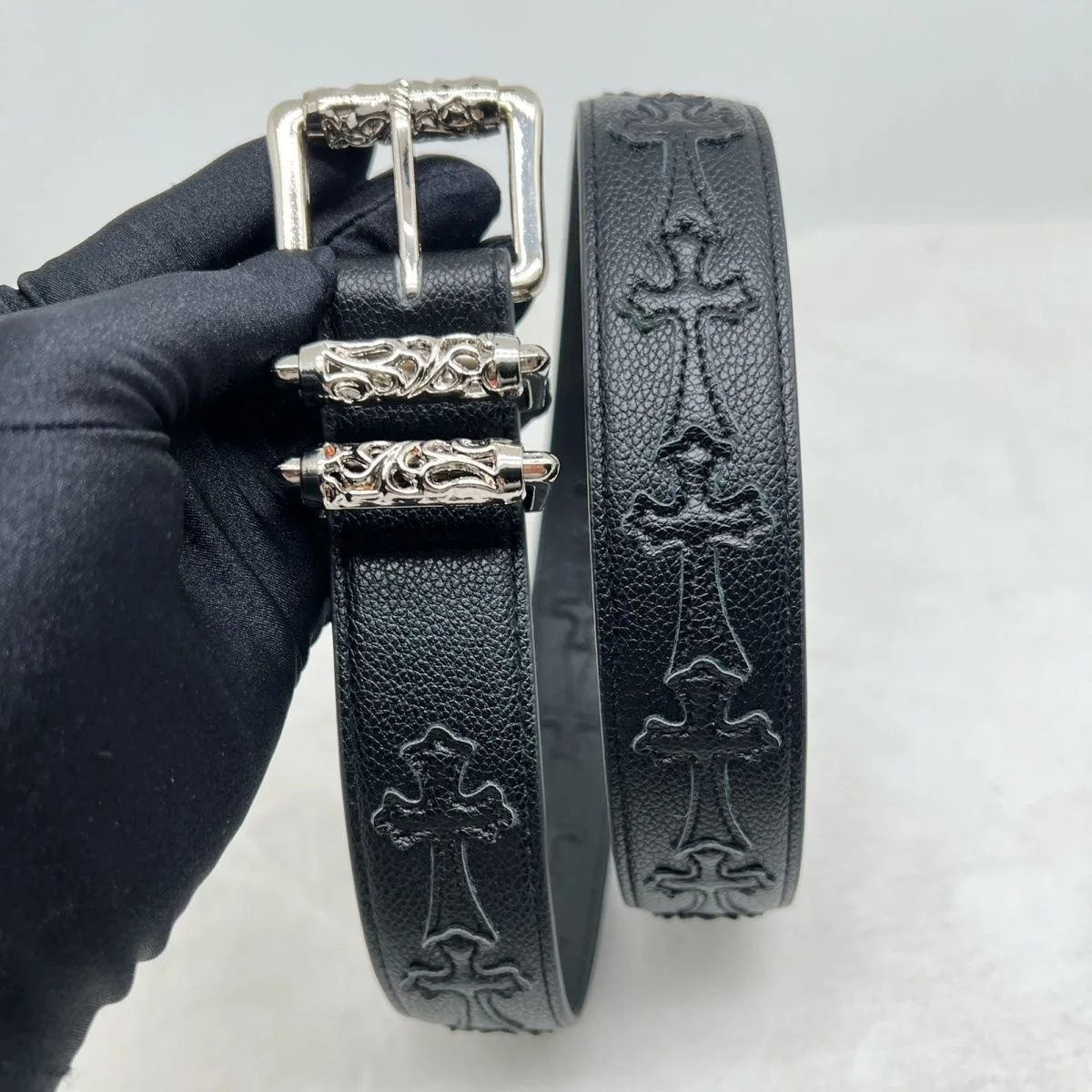 Personalisierter Gürtel für Frühling und Sommer mit Litschi-Muster und farbenfrohem Kro-Gürtel im neuen Stil für Männer und Frauen, künstlerischer Jugendgürtel