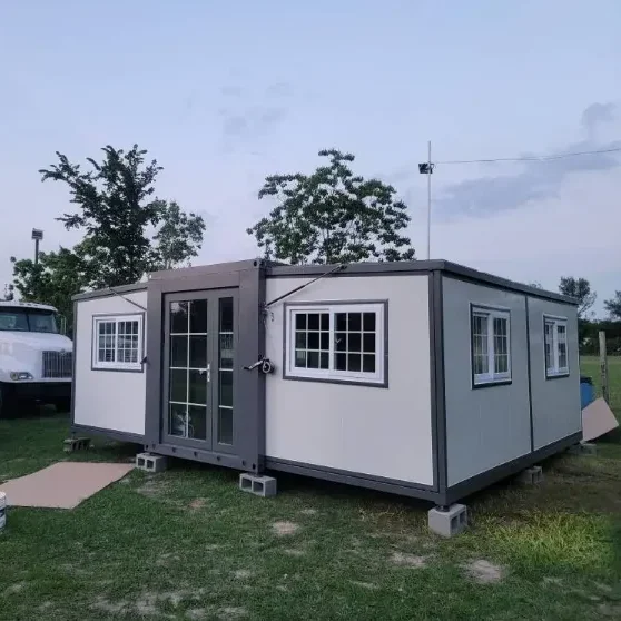 New 20 foot 40 foot expandable container house with 2 bedrooms and a mobile container house with restroom