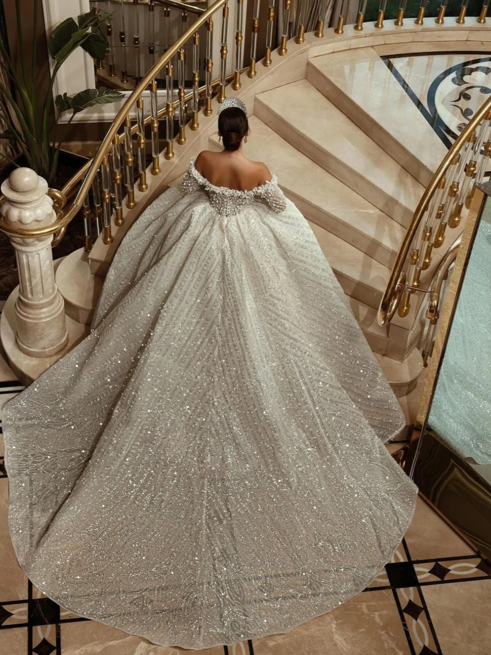 Stunning Corset Pearls Women Wedding Dress Charming Shiny Off the Shoulder Ball Gown Elegant Beaded Bridal Gown Customized