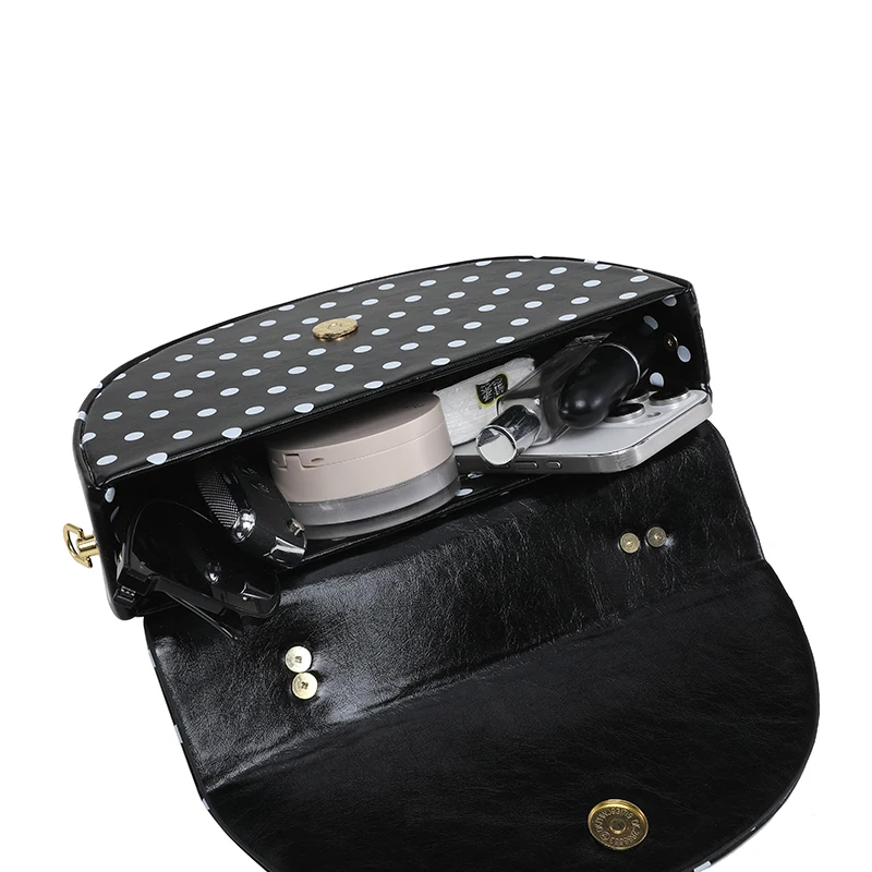 Designer Kleine Satteltasche mit Kurzem Henkel, Handtasche, Modische Polka-Dot Schultertasche, Y2K Trend Damen Party Clutch – Detail 15