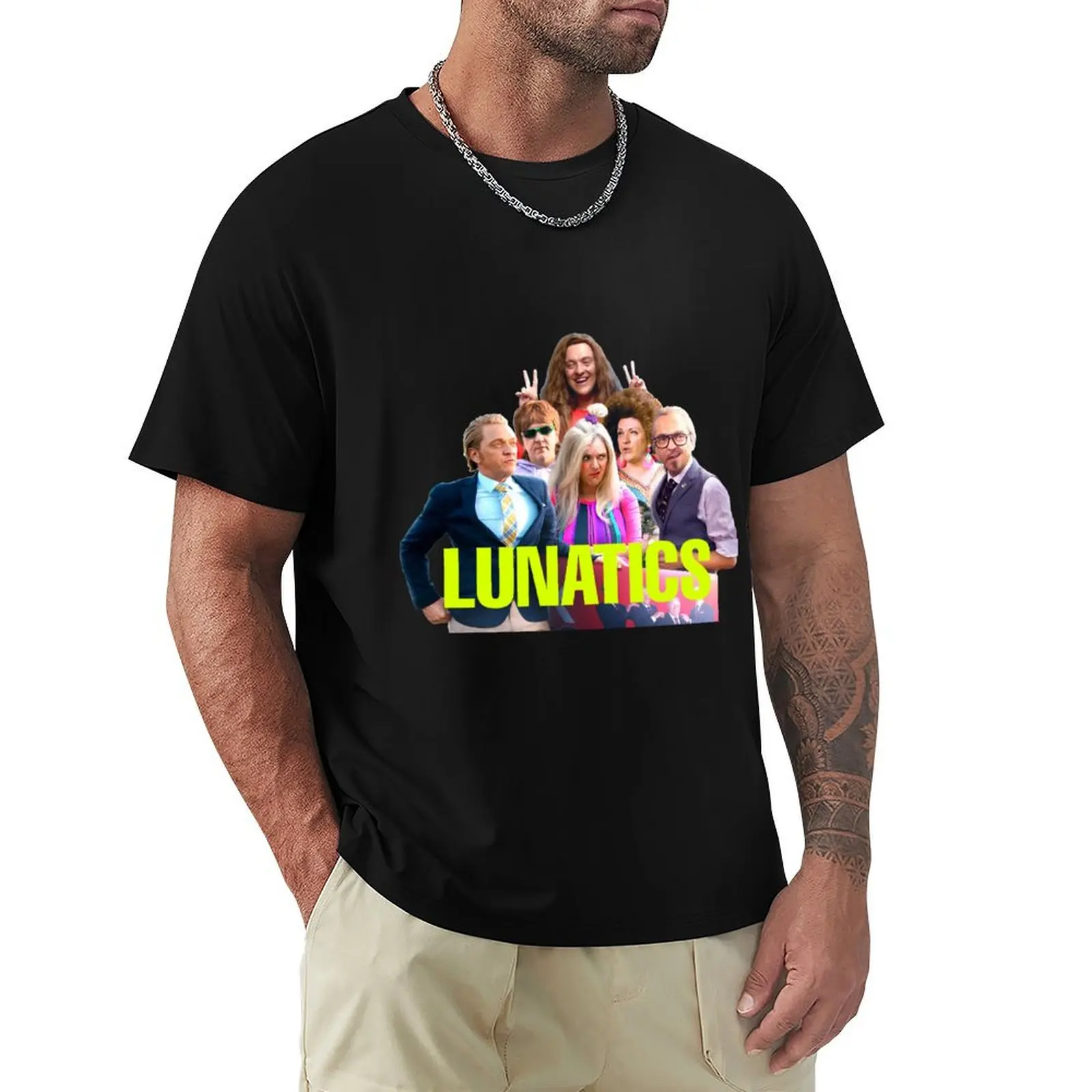 Lunatics (Chris Lilley): Quentin, Joyce, Jana, Keith, Gavin & Becky T-Shirt Soft Basic Cotton Short Sleeve Tee