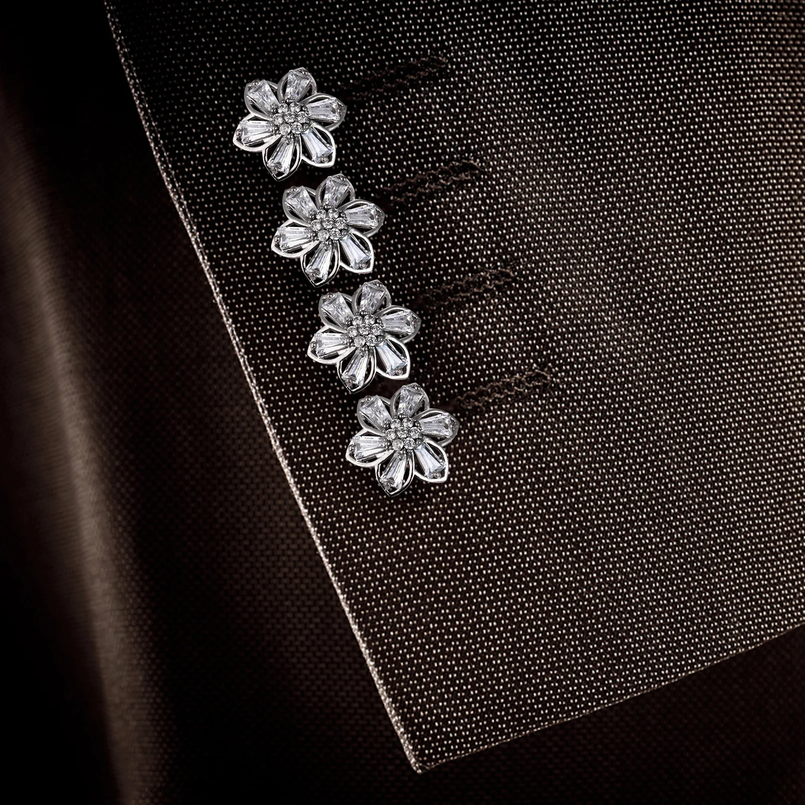 

2pcs Rhinestone Buttons For Clothing Decorative Sewing Button Diy Clothes Accessories Costume Button Cardigan Coat Craft Buckle