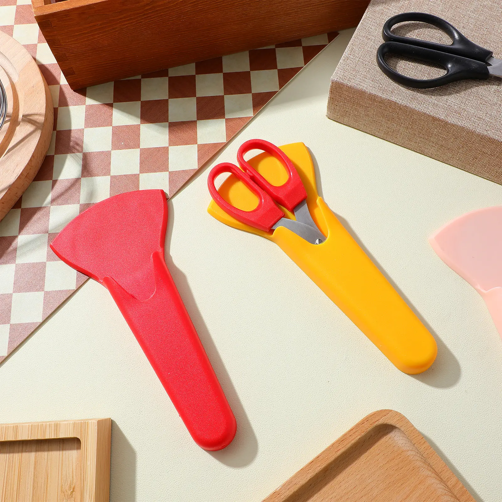6Pcs Magnetic Kitchen Scissors Covers Protective PP Shears Cases Safety Holder Prevent Injury for Fridge Metal Surface