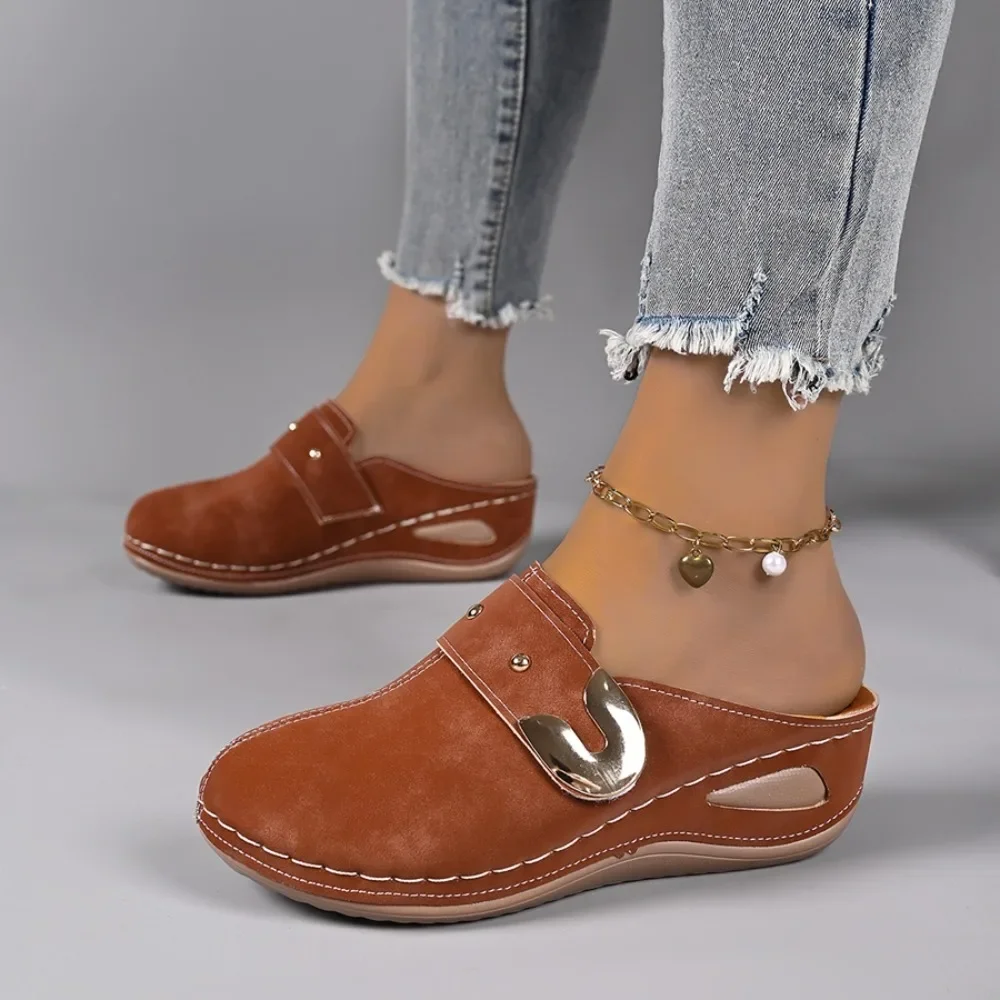 Zuecos ortopédicos para mujer, con punta redonda, hebilla metálica, diseño calado, plataforma, suela gruesa, cómodos, antideslizantes, para uso casual.