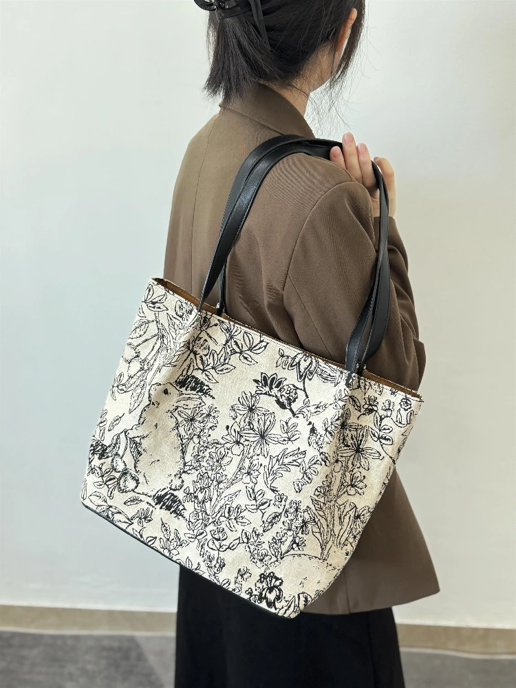 

Faionable Large Capaci Embroidered Canvas Tote Bag Single oulder Women's Bag Commuter Bag Soft Handle Original Design