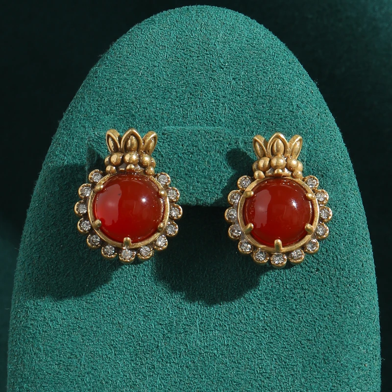 

Vintage Red Agate Earrings Round Antiique Gold Color Money Bag Rhinestones Woman Quality Accessory Luxury Designer Jewelry Gifts