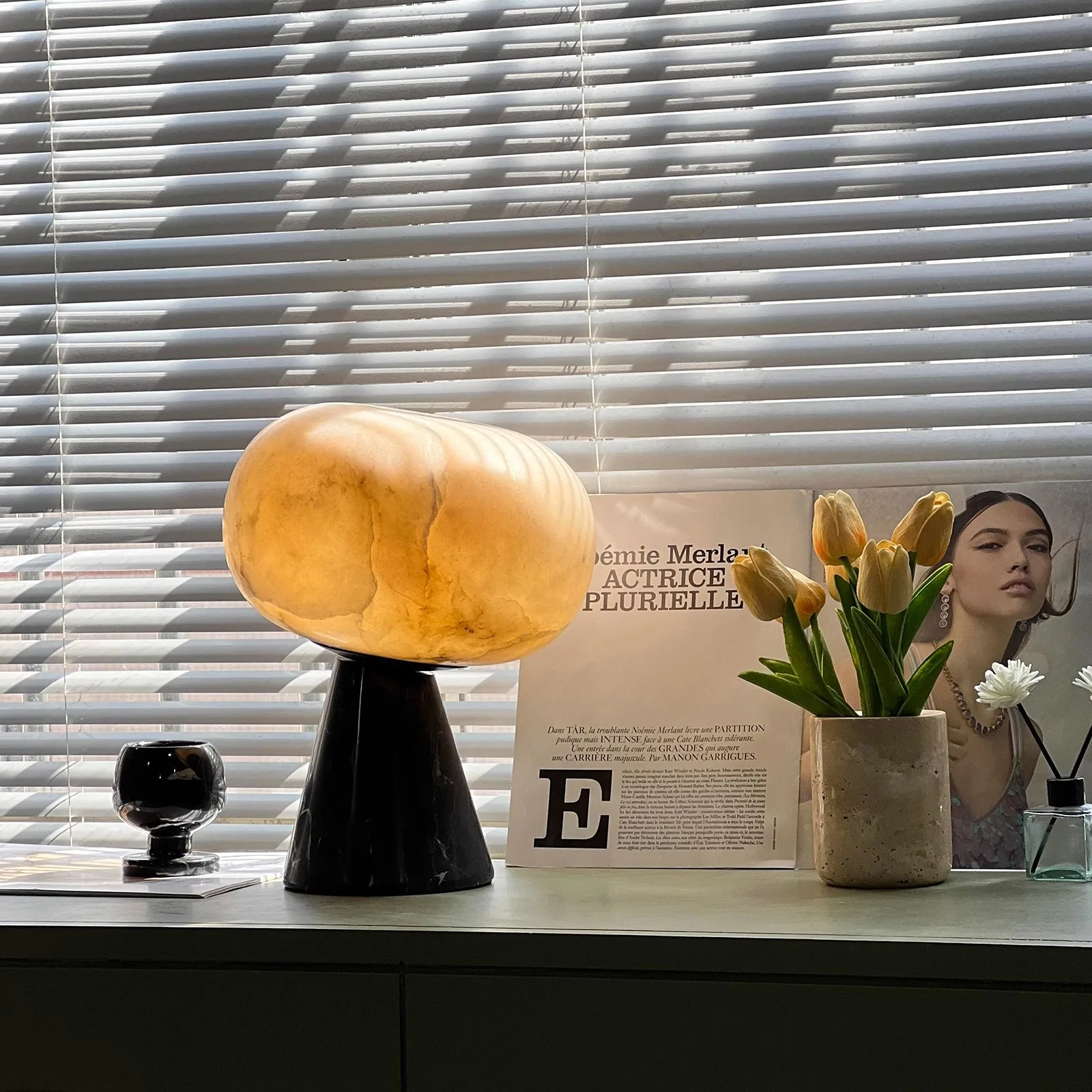 Bedroom Hotel Front Desk Living Room Study Communication Simple Decoration Book Lamp