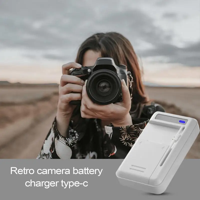 Caricabatteria per fotocamera Caricabatteria Adattatore di ricarica Caricabatterie per fotocamera retrò Tipo C Adattatore per batteria Protezione da sovraccarico Alta