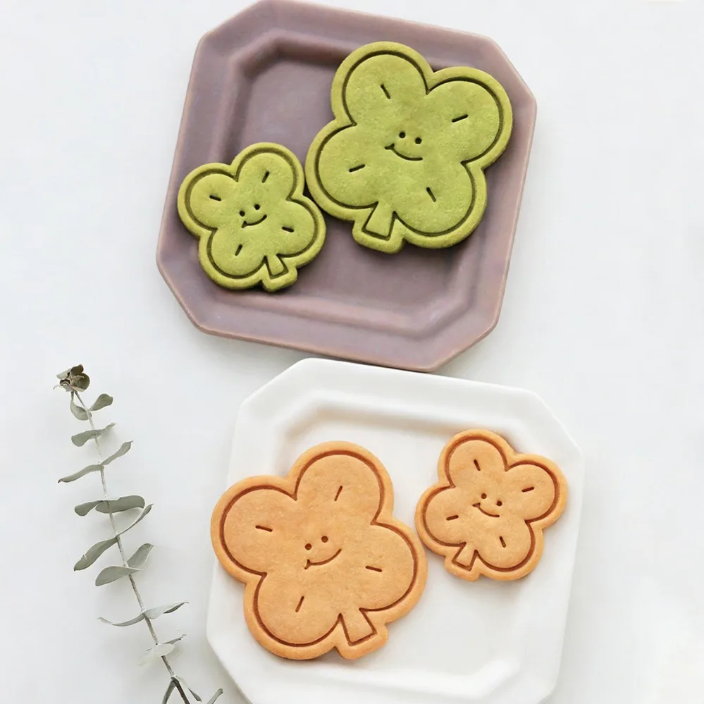 Lucky Four-Leaf Clover Cookie Cutters Biscuit Mold Stamp Kitchen Baking Pastry Bakeware Dessert Baking Supplies