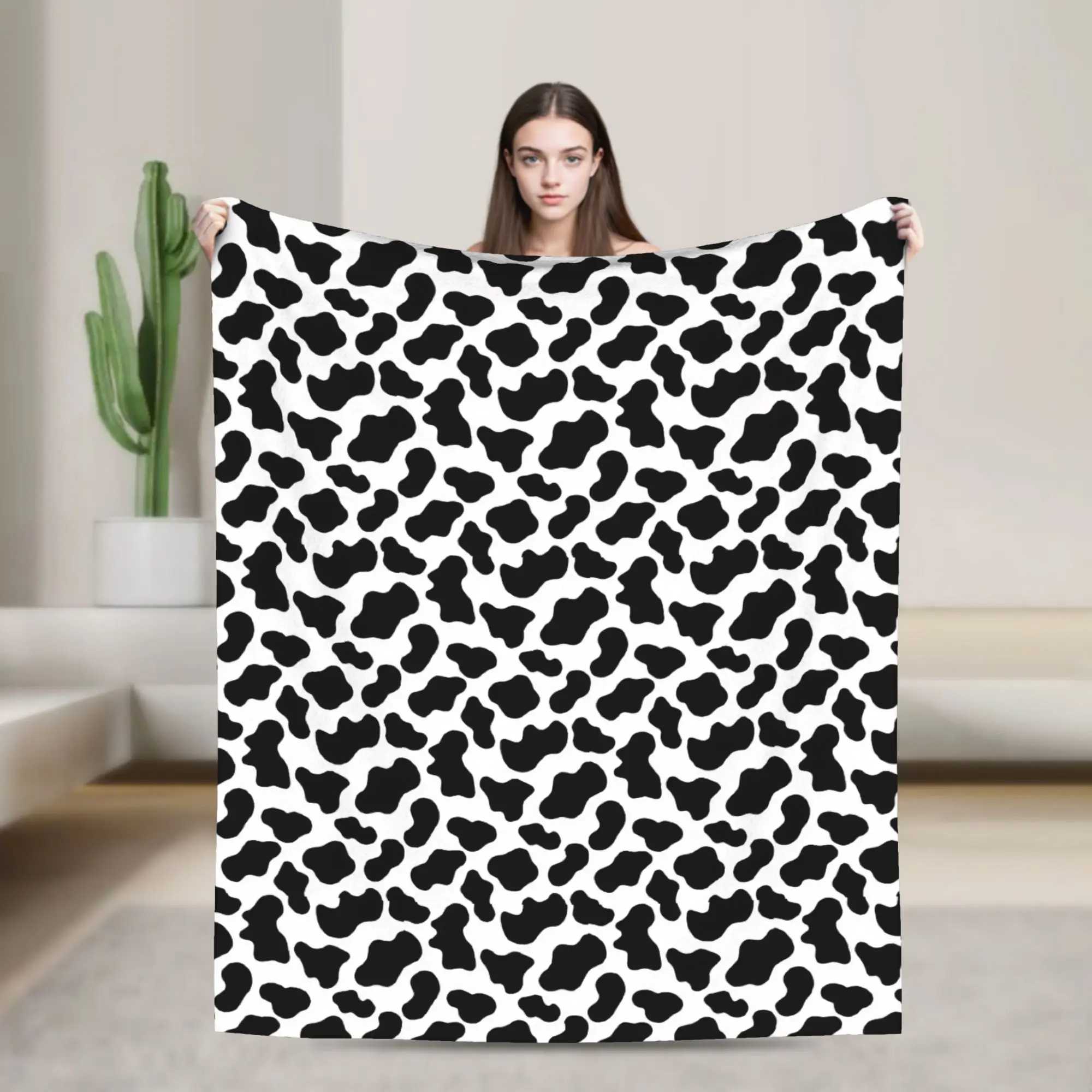 Super Soft Blanket Plane Travel Classic Black And White Cow Spot Throw Blanket Novelty  Bedspread For Couch Bed