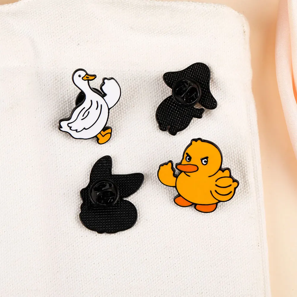 Cartoon Angry Animal Design Enamel Pins Cute Dog Cat Groose Duck Rabbit Middle Finger Metal Brooches