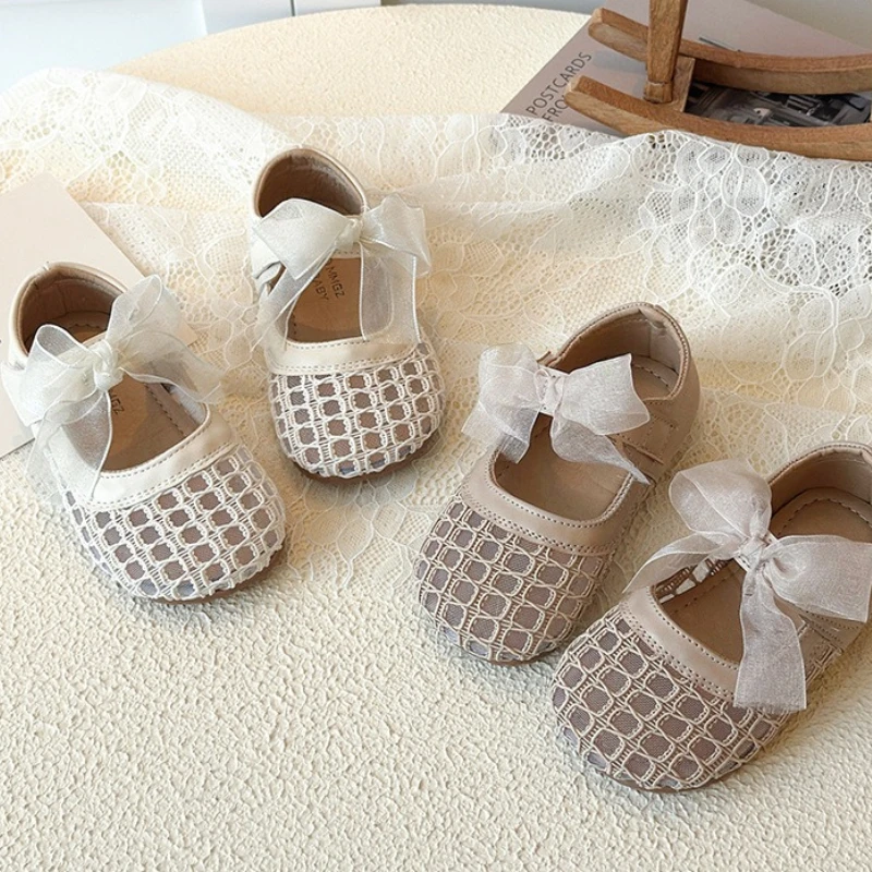 

Girl Retro Leather Shoe2026new Korean Version Child Softshoefashion Girls Slip Flat Bottom Comforta Daily Versatile Leather Shoe