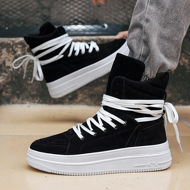 

2026 Новые мужские повседневные рабочие ботинки — осенние модные, высокие кеды на шнуровке, увеличивающие рост на толстой подошве, универсальные спортивные кроссовки