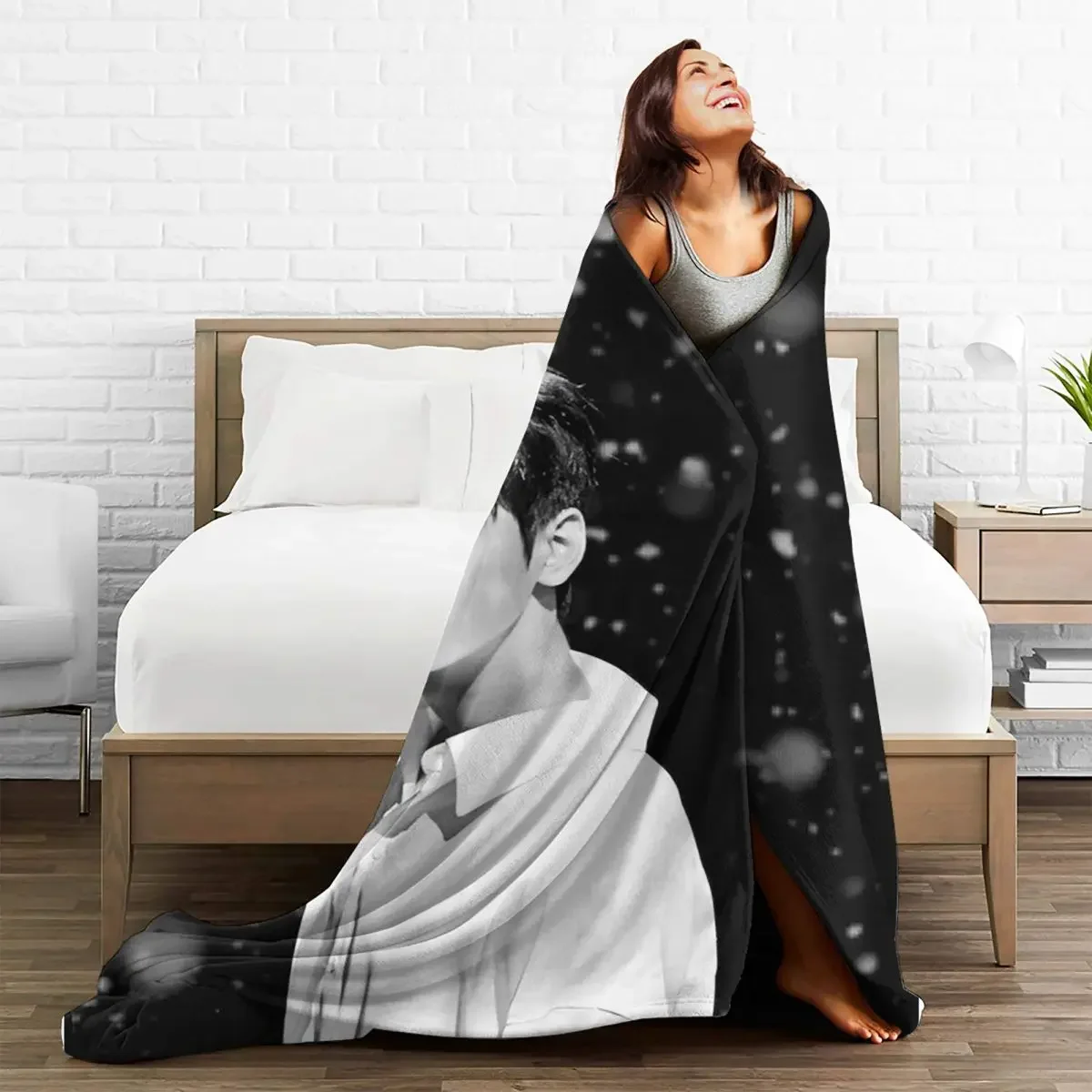 

Baby Blankets Cha Eunwoo Plaid Sofa Cover Decoration Fleece Korean Idol Group Thin Throw for Bed Bedroom Plush Thin Quilt