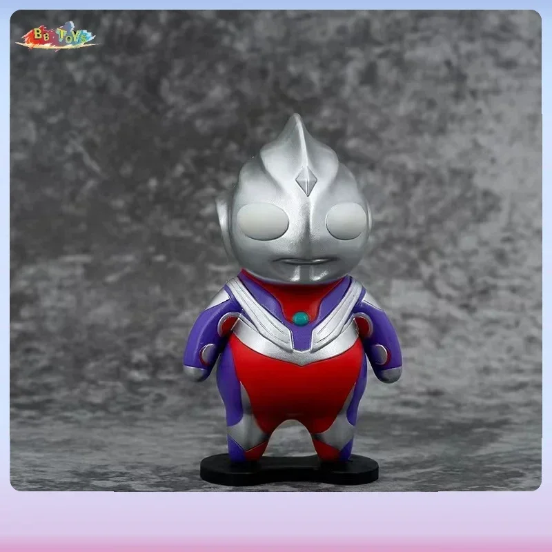 W magazynie Kawaii Diga Ultraman Man Figurka akcji Model samochodu Zabawka kolekcjonerska dla dzieci Mini kolekcja