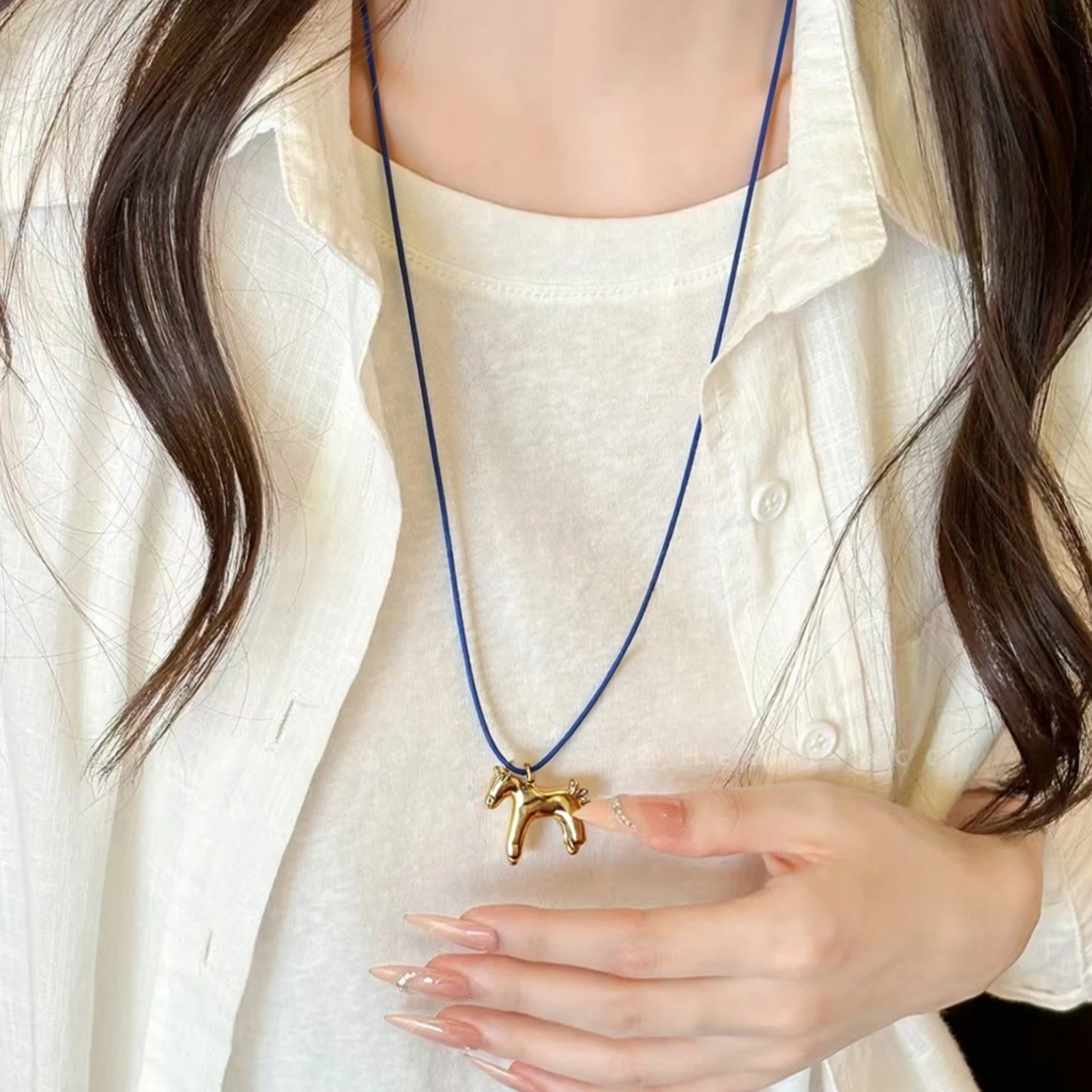 Horse Pendant Necklace Trendy Horse Pendant Long Necklace for Women Jewelry Fashion Accessory Gifts