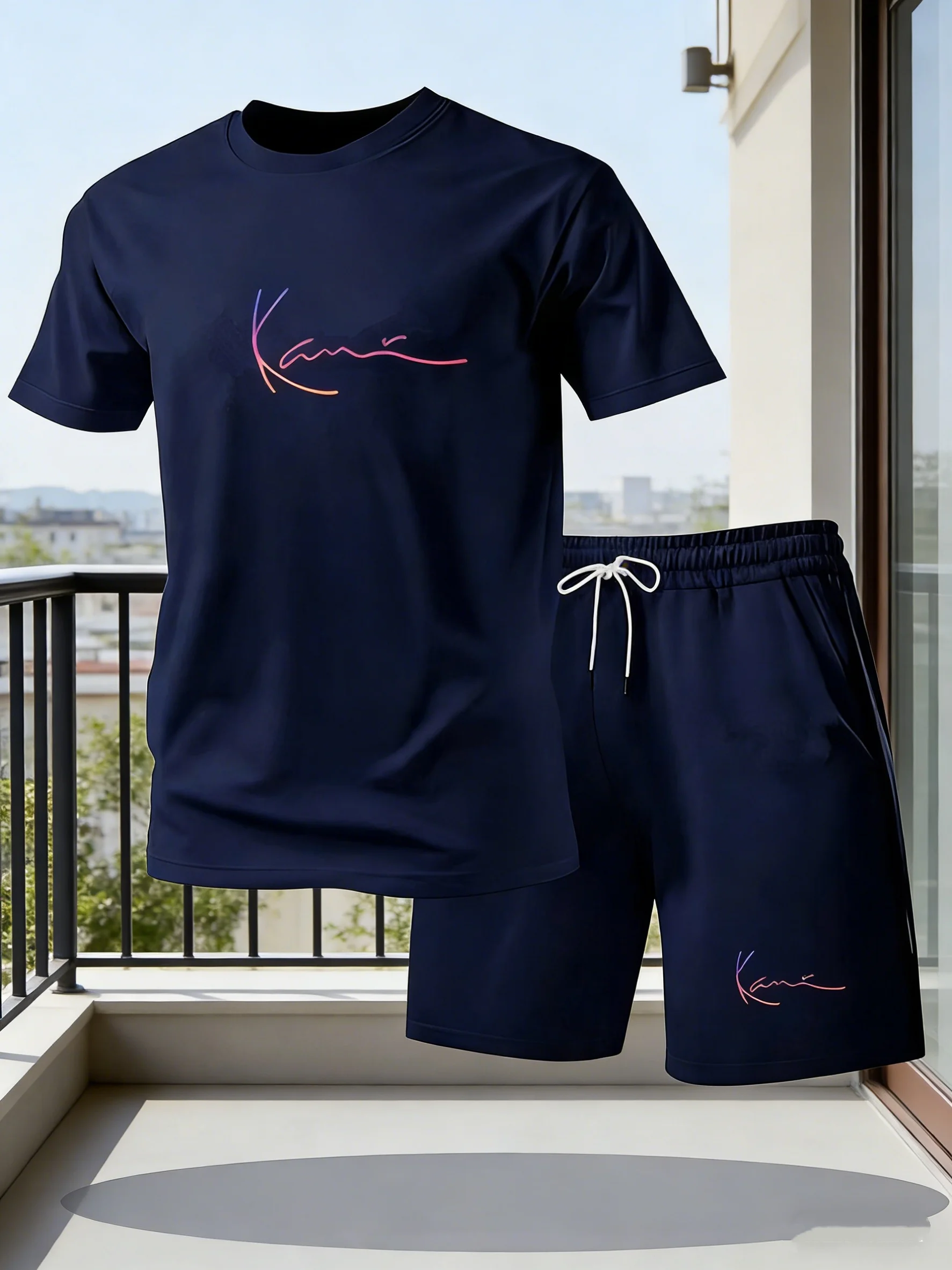 

Новый мужской комплект: летняя футболка с коротким рукавом и шорты, модный спортивный костюм из 2 предметов, повседневные шорты с принтом, мужской спортивный костюм.