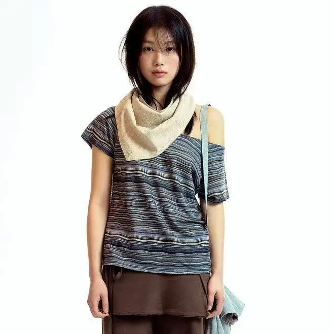 Coyseio 2026 New Retro Millennium Striped Color Block Casual round Neck Shoulder Bared Short Sleeve T Shirt Women's Fashion