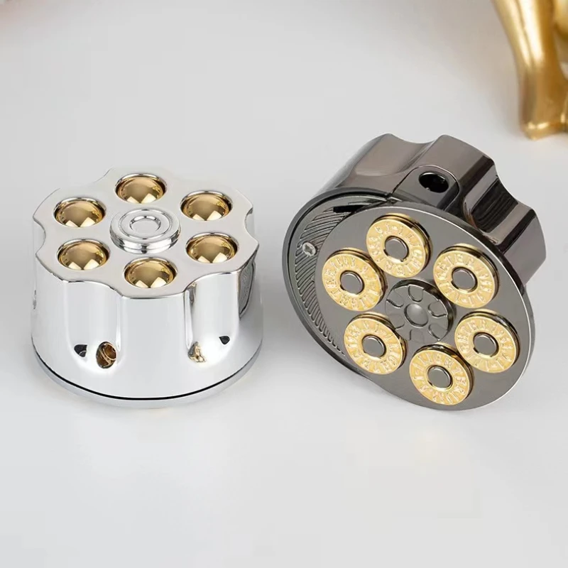 New Strange Creative Casino Chips Metal Lighter Gas Personality Butane Torch Lighter Oil Smoking Portable Mini Fun Gadgets