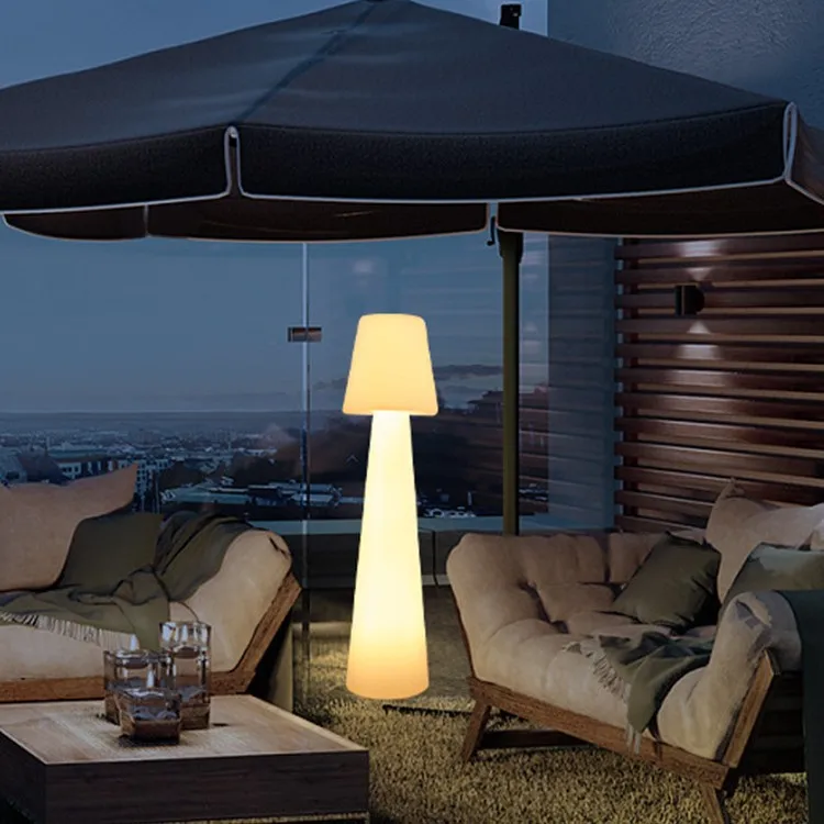 Table lamp light luxury high sense solar garden decoration lamp Internet celebrity outdoor garden