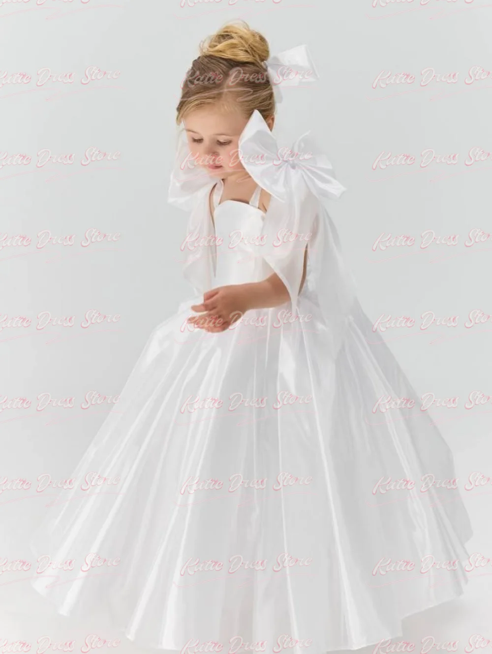 Elegant Flower Girl Dress For Wedding Satin Puffy With Bows Princess Kids Birthday Party First Communion Ball Gowns Customized