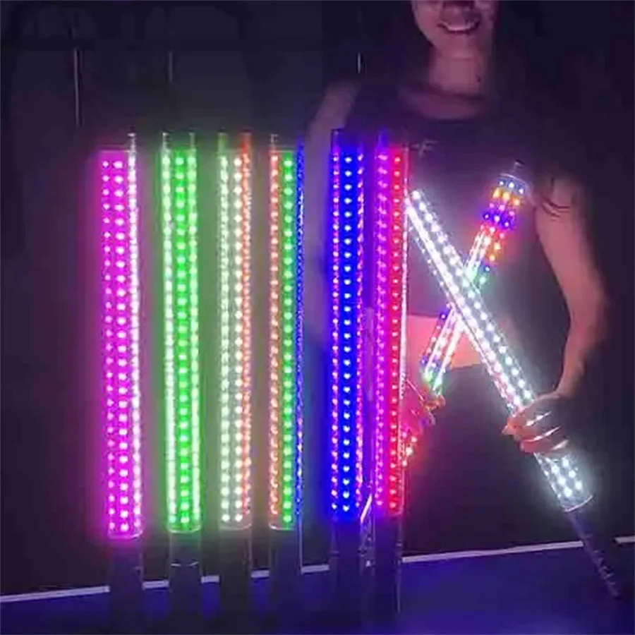 Bâtons de danse clignotants à LED, anciers stroboscopique à LED pour boîte de nuit, service de bouteille de champagne, lumière à LED de Rotterdam, 60 cm, 80cm