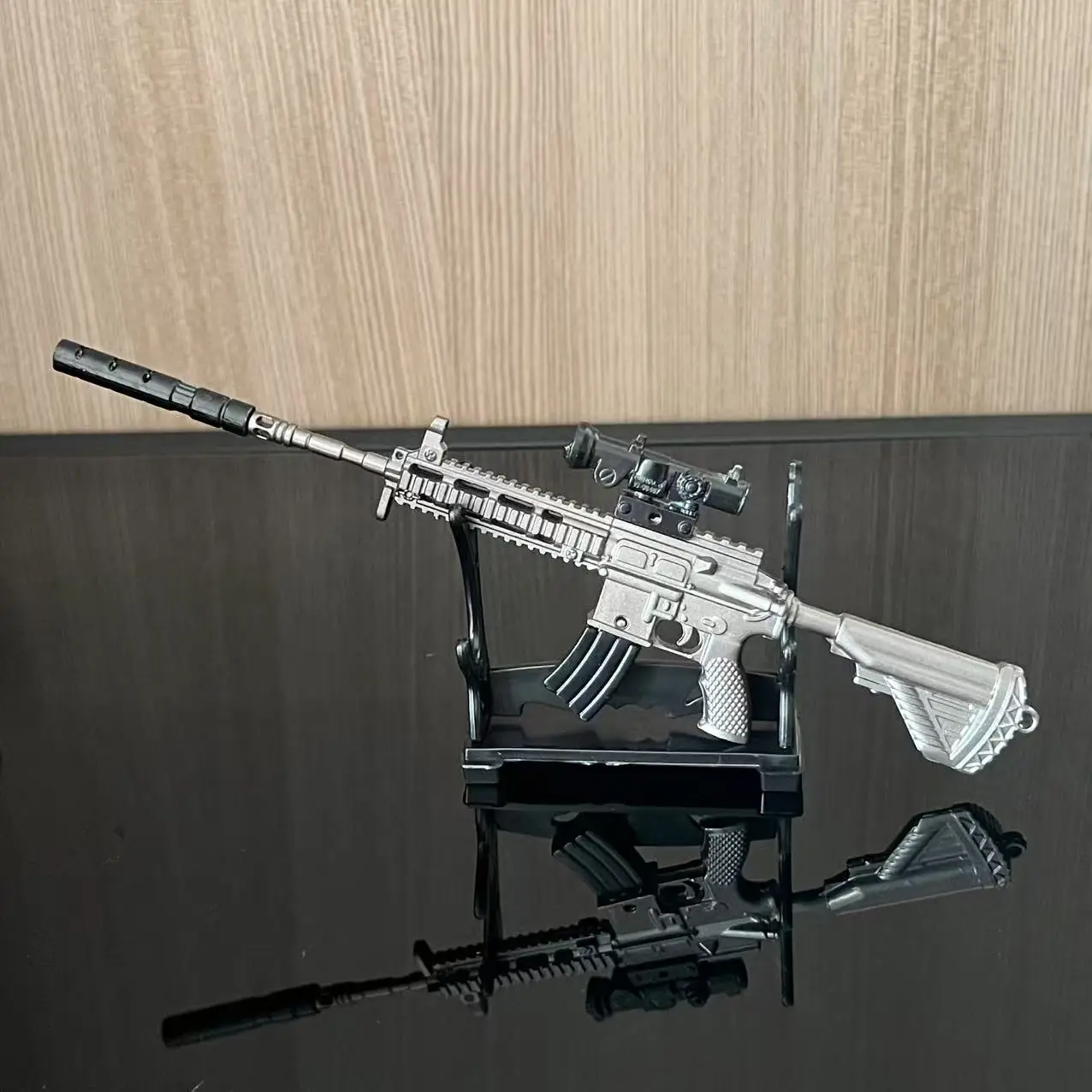 20 cm Mini Legering Geweer M416 Speelgoedpistool Model Figuren Sleutelhanger Speelgoed Decoratie Ambachten CS Volwassen Tactiek Collectie Cadeau voor Jongens