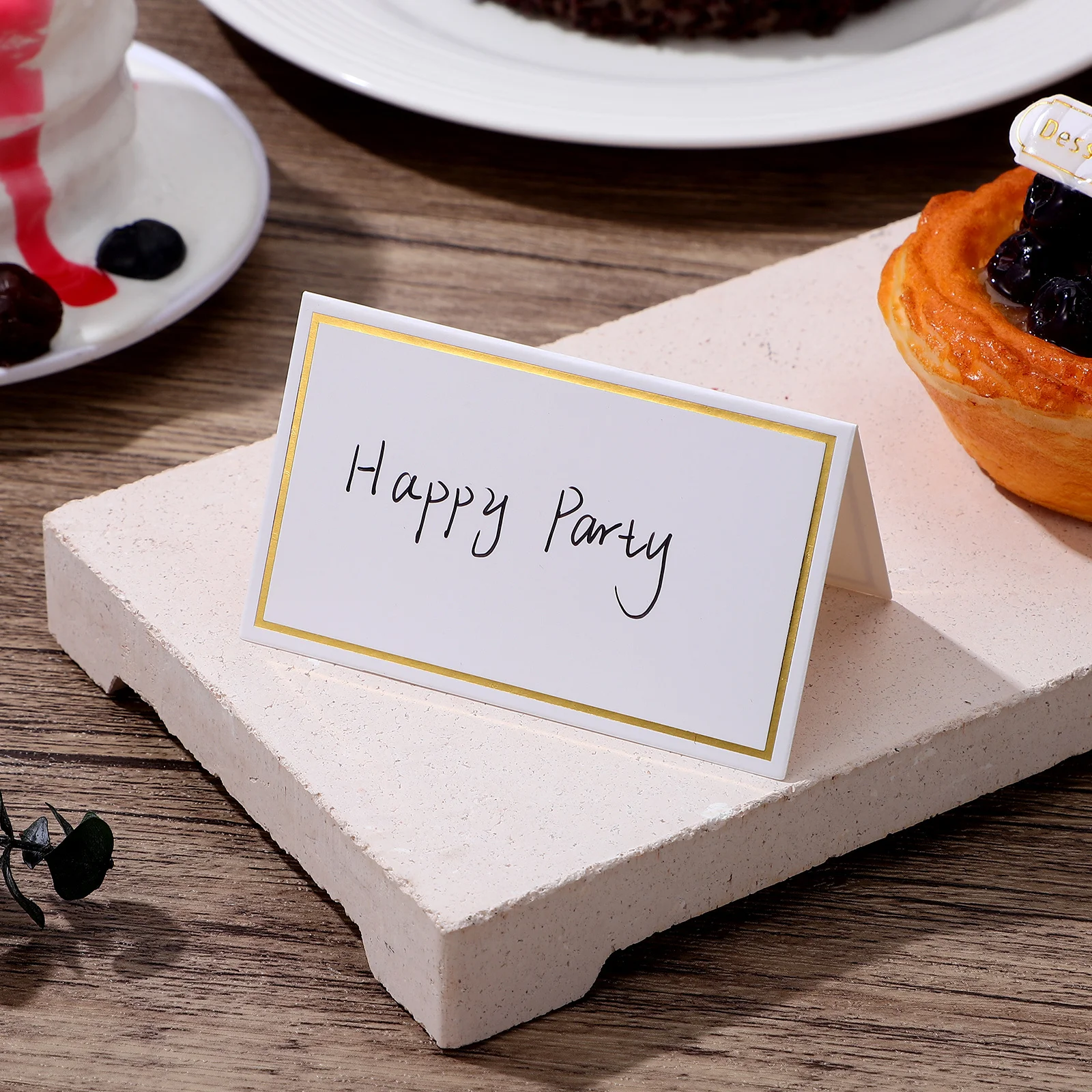 

120Pcs Blank Place Cards Gold Foil Table Name Cards for Events Weddings Conferences Folding Seat Number Holder Signs