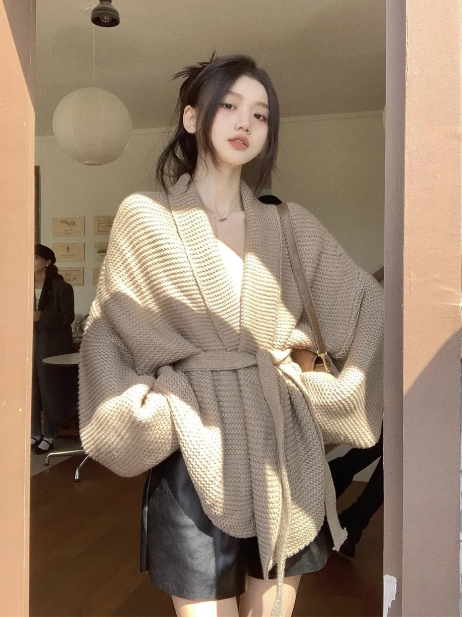 Women\'s Black Cardigan Knit Sweater Harajuku Y2k Long Sleeves V-Neck Jumper Sweater Vintage Fashion 2000s Clothes Autumn 2024