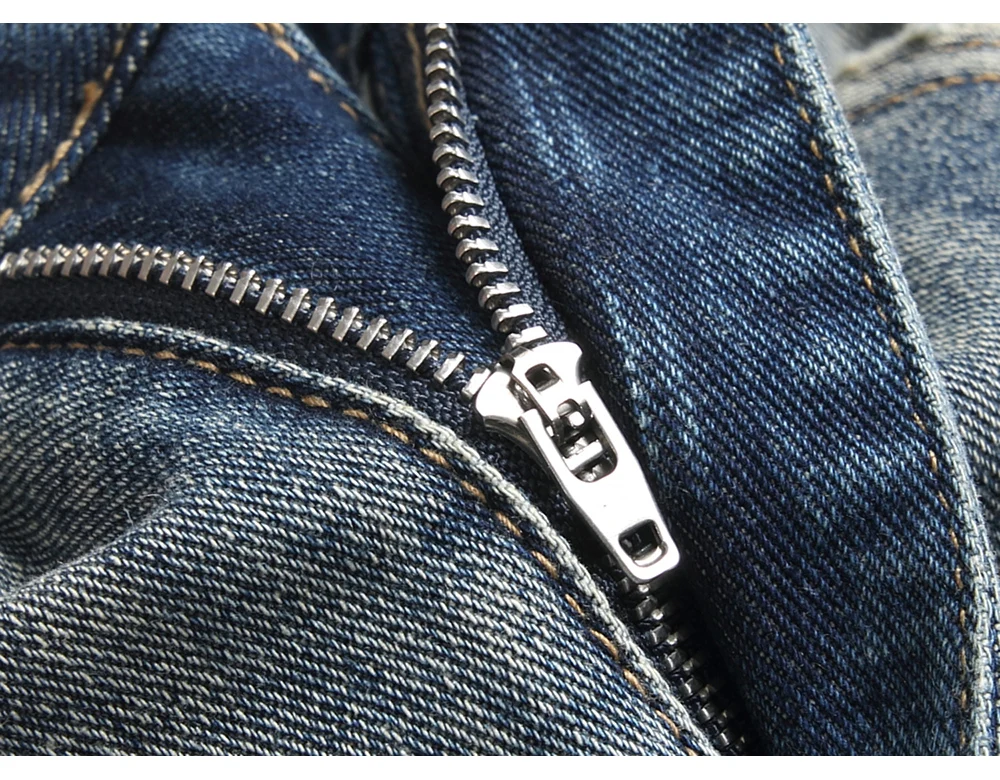 Herren Boot-Cut-Jeans Streetwear mit Patches, freigelegtem Saum, Vintage-Blau, Stickerei, Patchwork, ausgestellte Hose – Detail 7