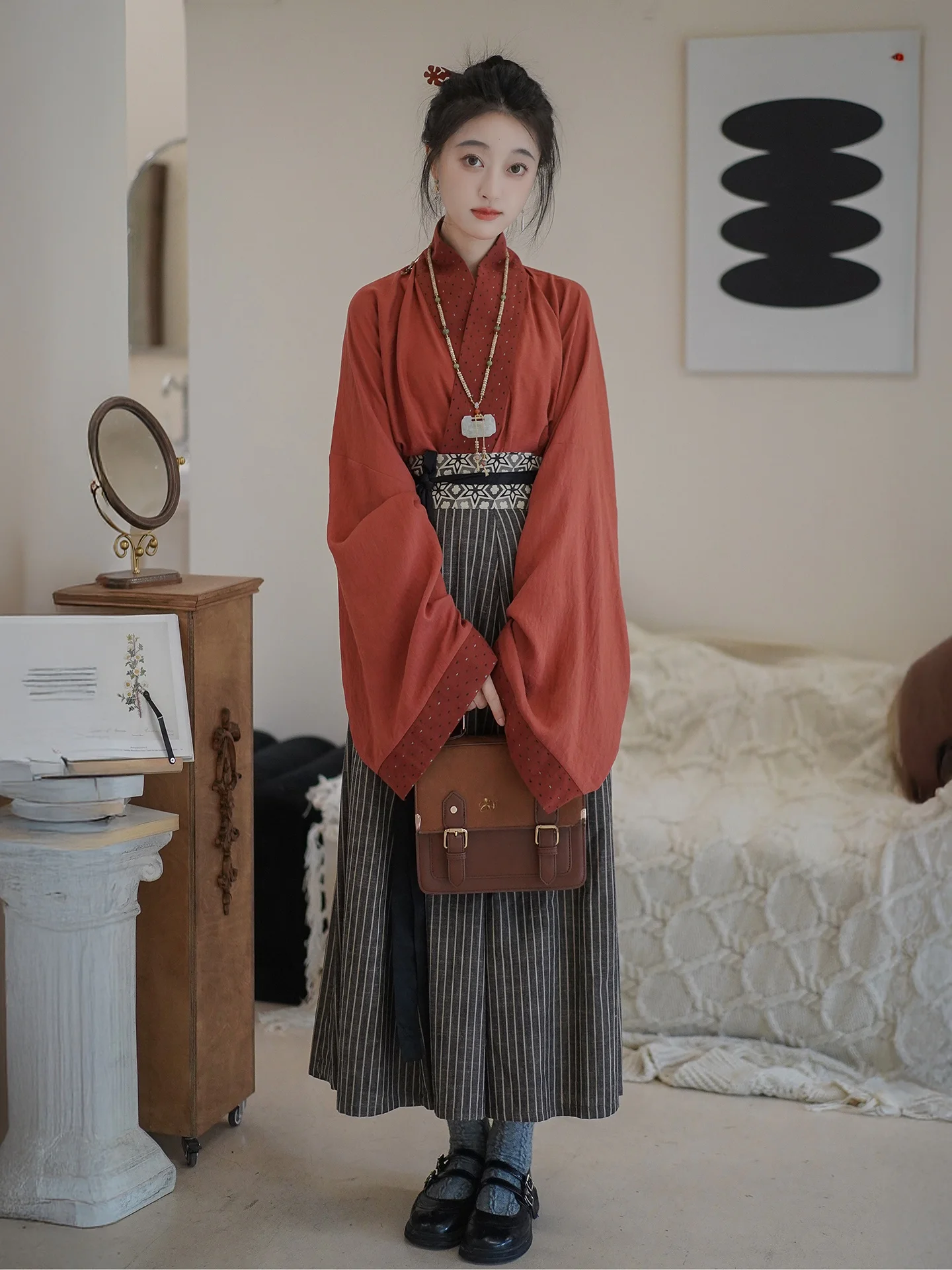 

Оригинальная юбка Hanfu от Tinglan Song Narrow Sve Ba Pa для работы и повседневных поездок, китайская женская одежда, весна 2026