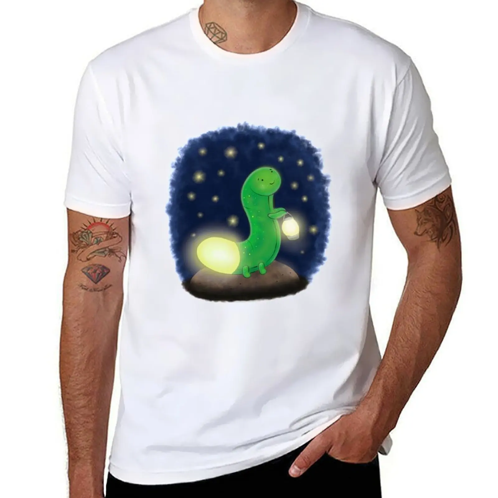 

Cute green glow worm with lantern cartoon illustration T-Shirt cotton t shirt pack man t shirt cotton high quality T-Shirt