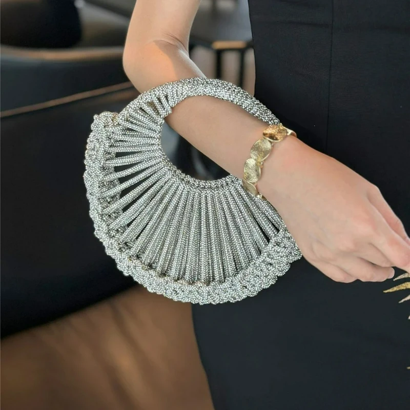 New High-end Metallic Sequin Clutch Bag Fashionable Women's Versatile Round Bag Suitable for Weddings, Parties and Formal Events