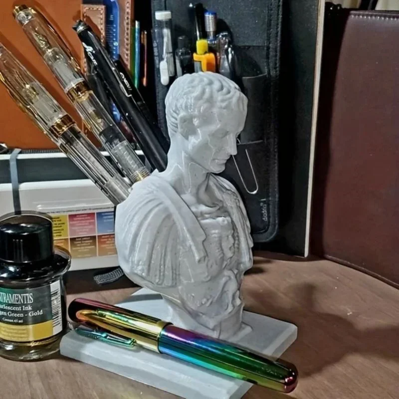 Julius Caesar Desk Pen Holder Resin Pencil & Pen Storage Holder Stand Creative Desk Decor for Office Home Birthday Gift