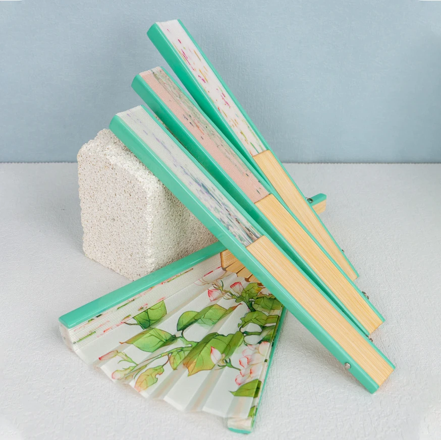 Retro Flower Pattern Home Decoration Elegent Bamboo Folding Fan Handheld Fan Dance Performance Props