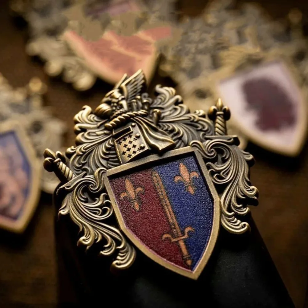 Warhammer The Old World Bretonnian Knight Heraldry Banner Faction Insignia Brooch Merchandise Game Peripheral Badge Gift