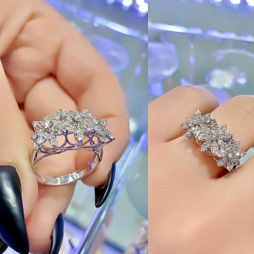 New Crystal Three-flower Shaped Cubic Zirconia Ring for Women Luxury Bridal Wedding Party Finger  Bling Aesthetic Jewelry