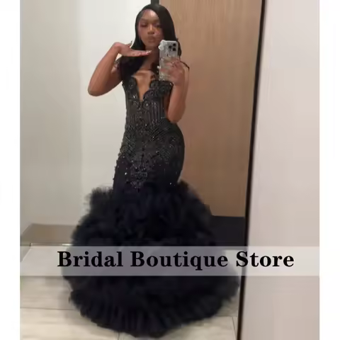 Amazing Black Prom Dresses Luxury Crystal Diamond Mermaid Party Gowns 2026 Ruffles Sheer Neck Evening Dress Customized