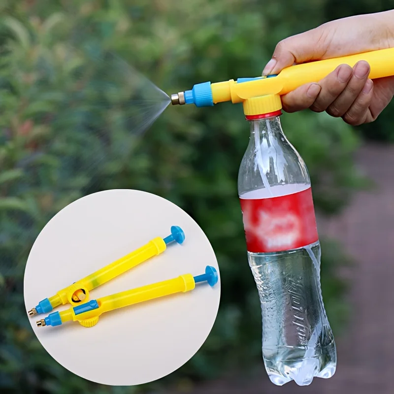 Bomba de aire manual de alta presión azul y roja con pulverizador ajustable para botella de bebida y boquilla de pulverización.